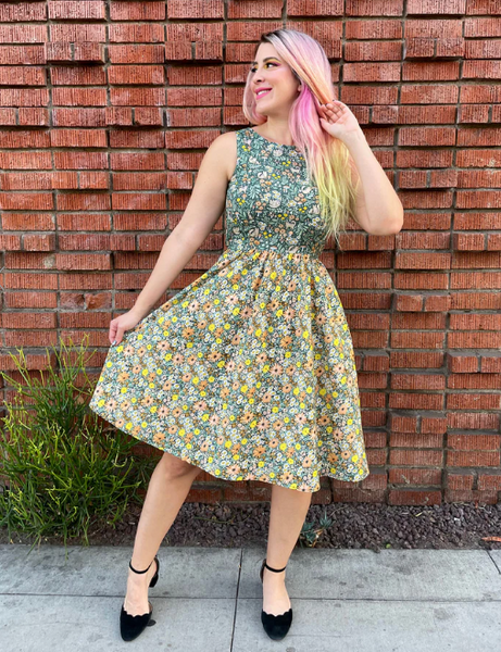 Retrolicious - Fit and Flare Dress