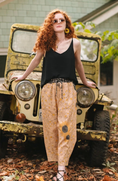 Market Of Stars - Cropped Linen/Bamboo Artist Pants