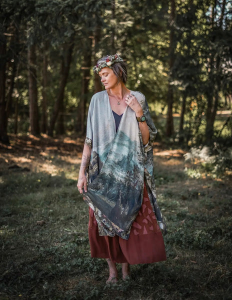Market of Stars - Mid-length Starduster Kimono