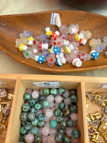 Jewelry design parties