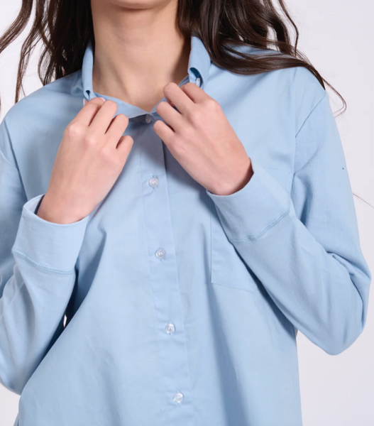 Preloved long sleeve button up oversized shirt